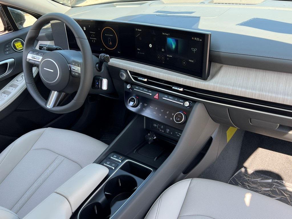 new 2025 Hyundai Sonata Hybrid car, priced at $34,985