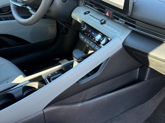 new 2025 Hyundai Elantra car, priced at $30,235