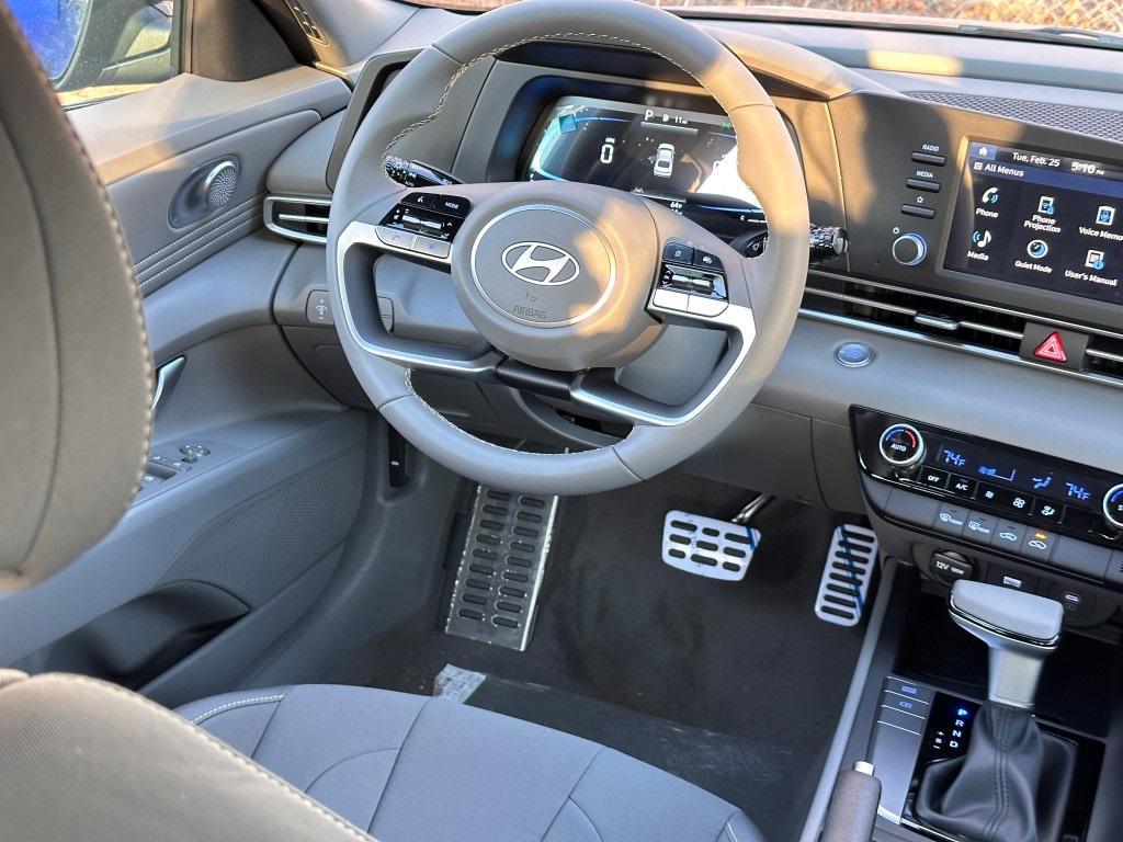 new 2025 Hyundai Elantra car, priced at $21,235