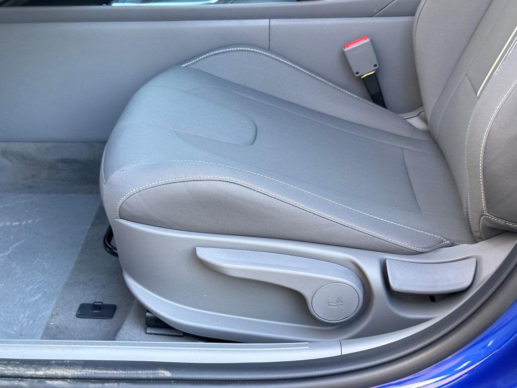 new 2025 Hyundai Elantra car, priced at $21,235