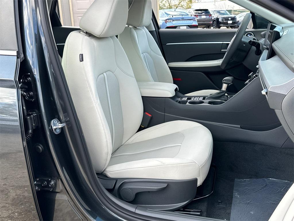 new 2026 Hyundai Sonata car, priced at $26,998