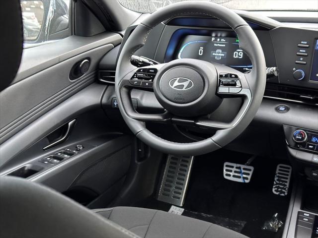 new 2025 Hyundai Elantra car, priced at $21,907