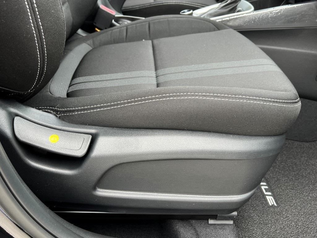 new 2025 Hyundai Venue car, priced at $20,975