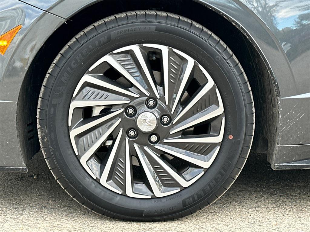 used 2023 Hyundai Sonata Hybrid car, priced at $23,803