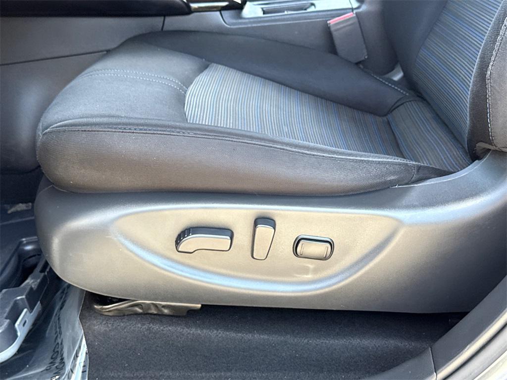 used 2022 Nissan Leaf car, priced at $13,803