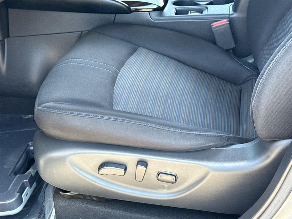 used 2022 Nissan Leaf car, priced at $13,803