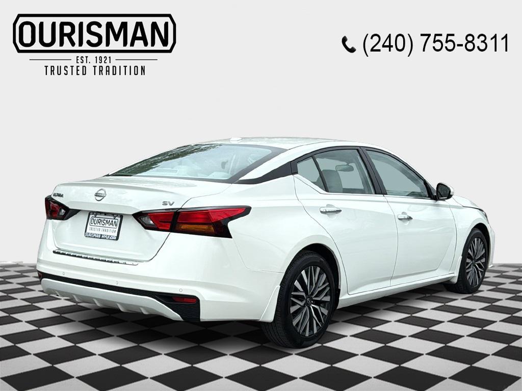 used 2023 Nissan Altima car, priced at $20,904
