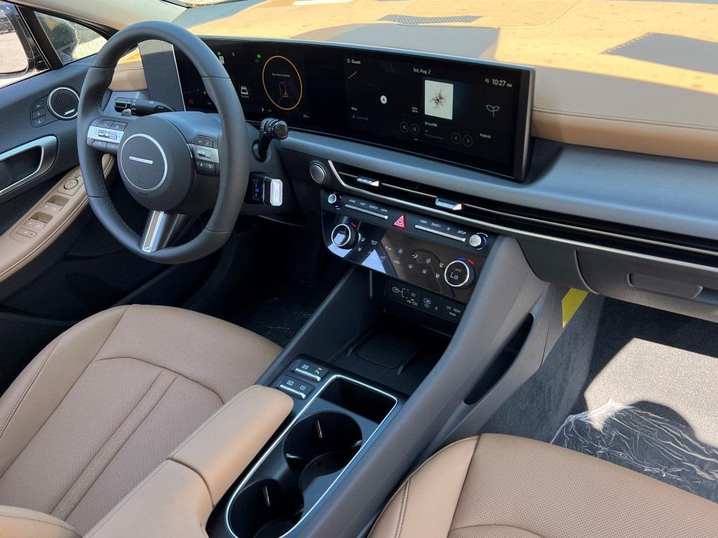 new 2025 Hyundai Sonata Hybrid car, priced at $34,985