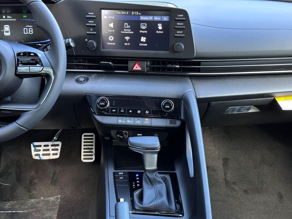 new 2025 Hyundai Elantra car, priced at $20,995