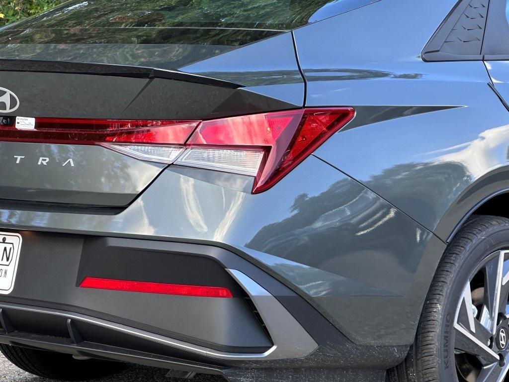 new 2025 Hyundai Elantra car, priced at $20,995