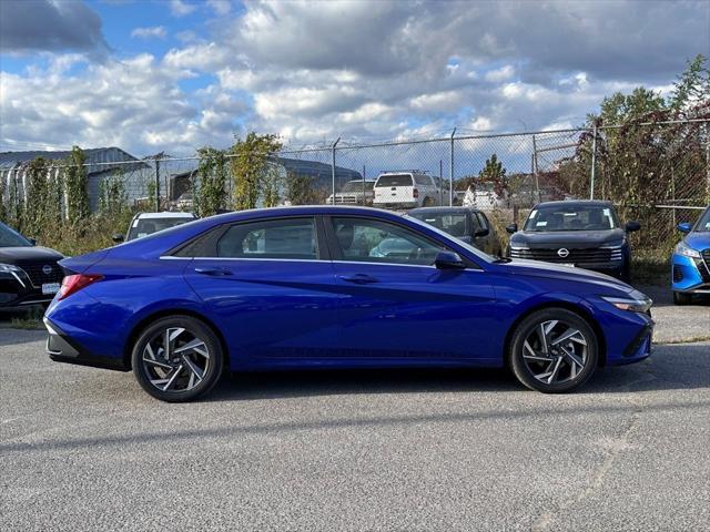 new 2025 Hyundai Elantra car, priced at $24,422