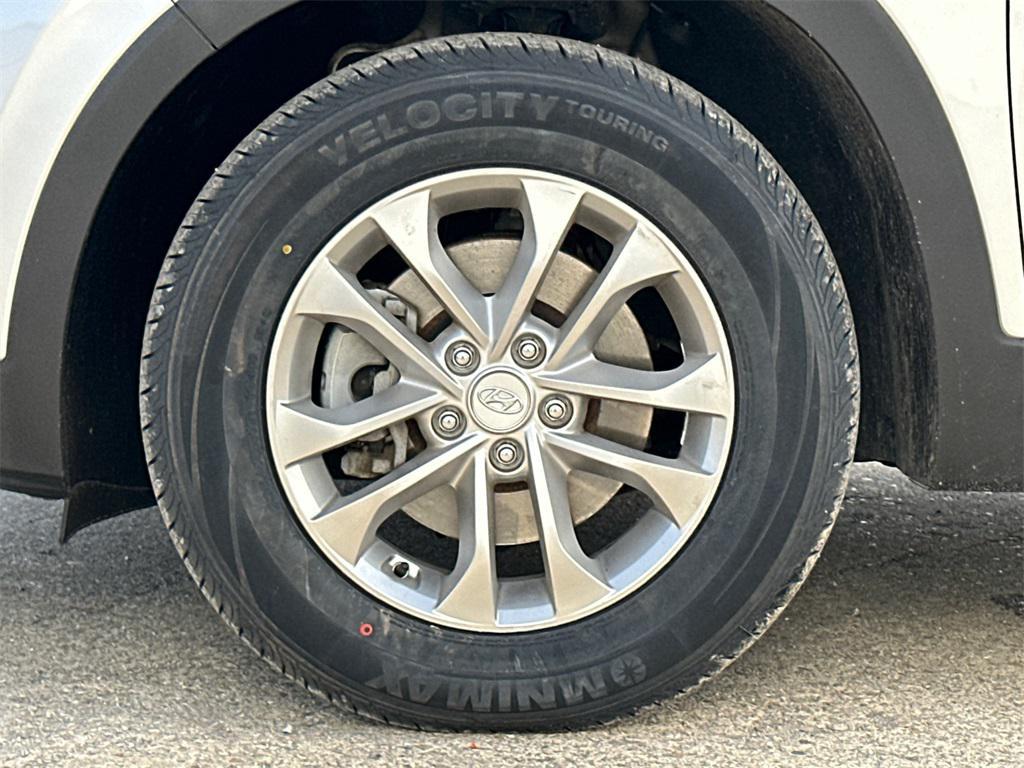 used 2019 Hyundai Santa Fe car, priced at $18,401