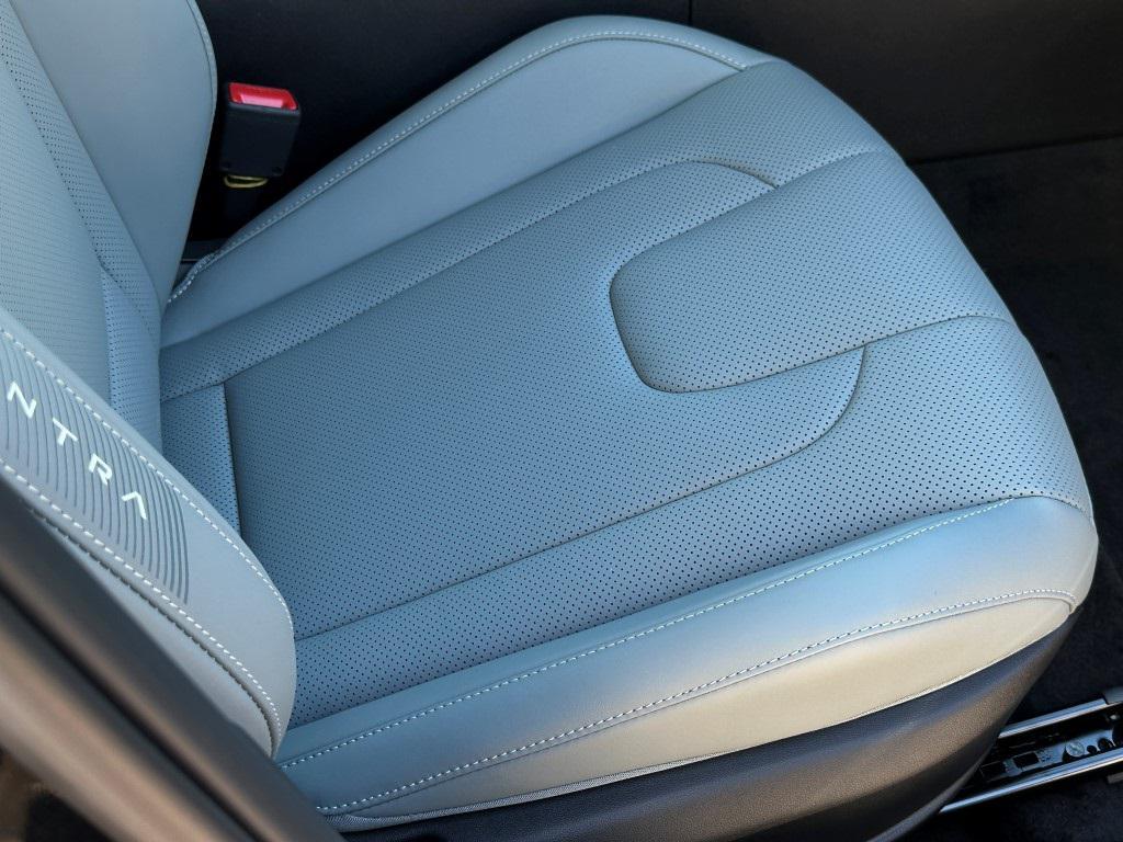 new 2025 Hyundai ELANTRA HEV car, priced at $25,995