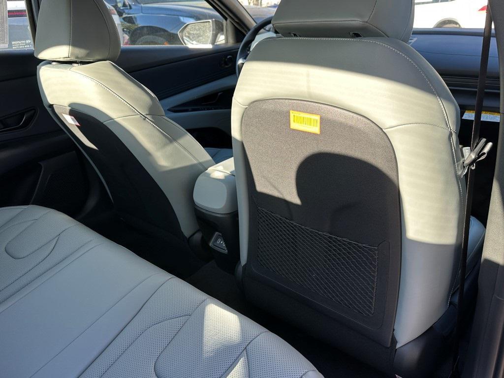 new 2025 Hyundai ELANTRA HEV car, priced at $25,995