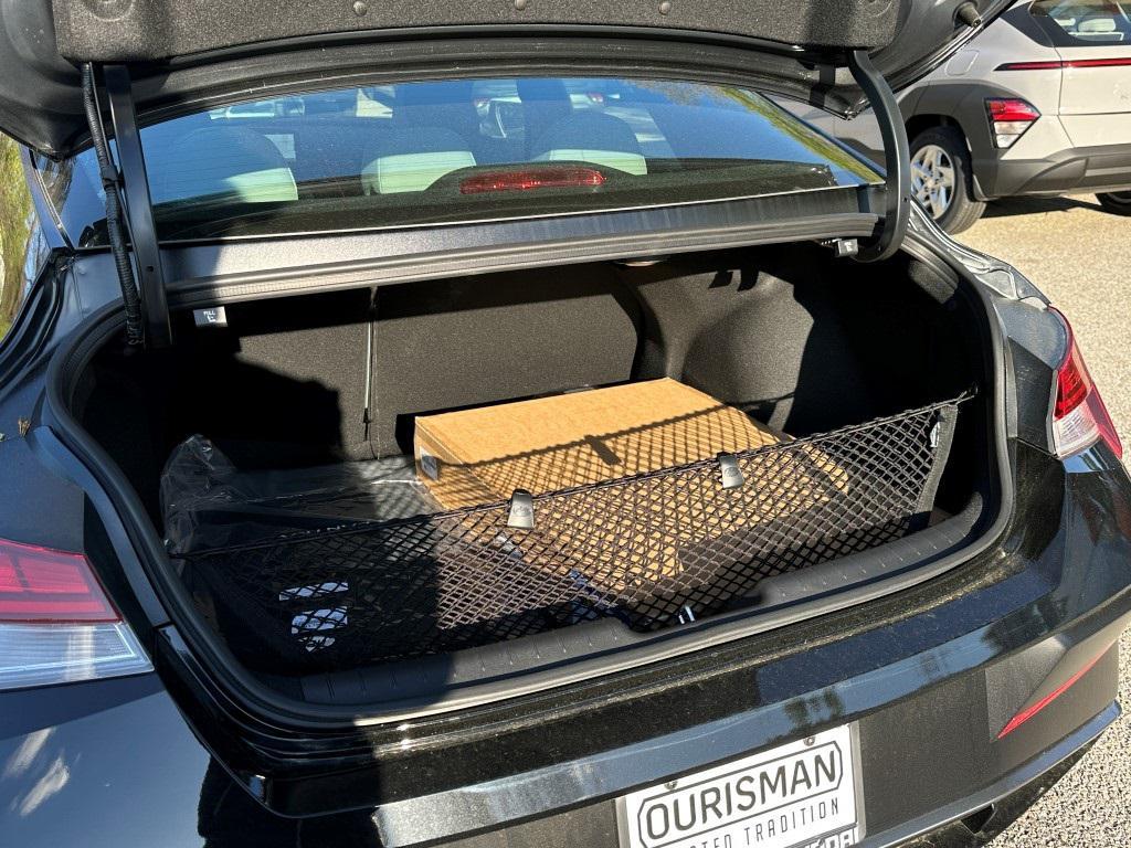 new 2025 Hyundai ELANTRA HEV car, priced at $25,995