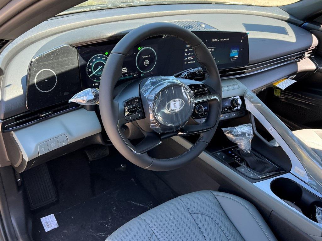 new 2025 Hyundai ELANTRA HEV car, priced at $26,498