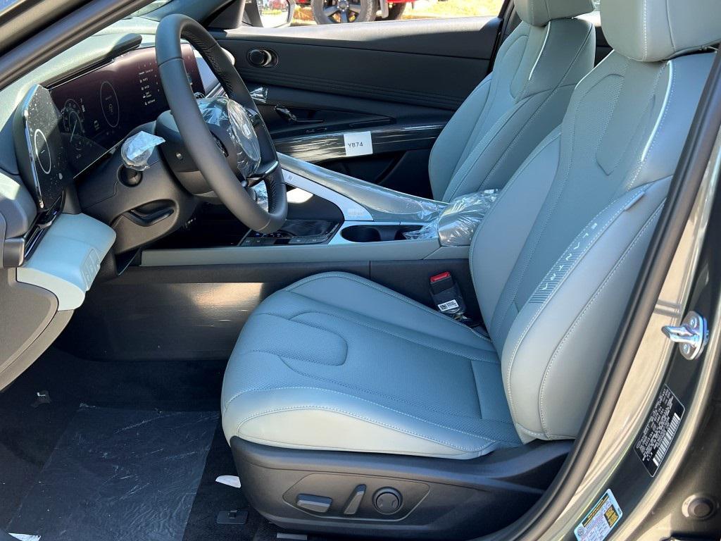 new 2025 Hyundai ELANTRA HEV car, priced at $26,498