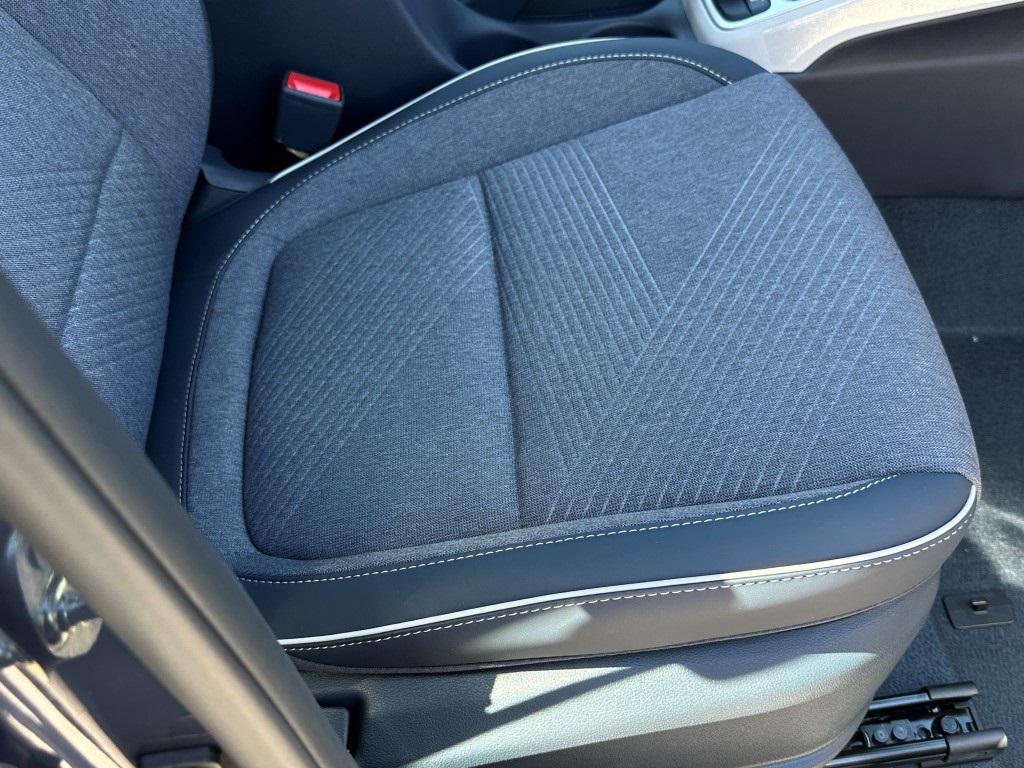 new 2025 Hyundai Venue car, priced at $21,998