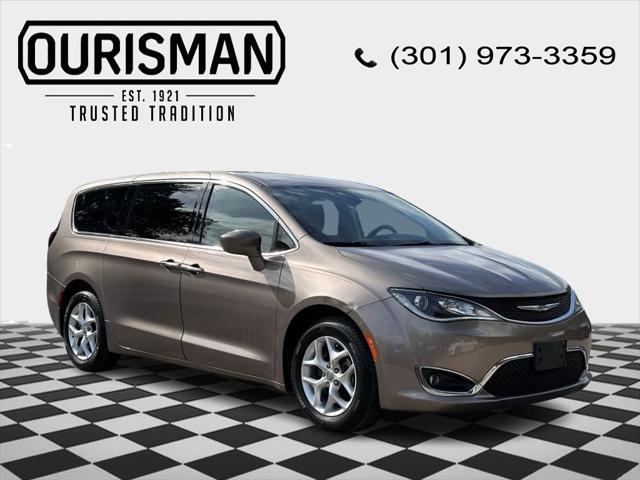 used 2018 Chrysler Pacifica car, priced at $15,777