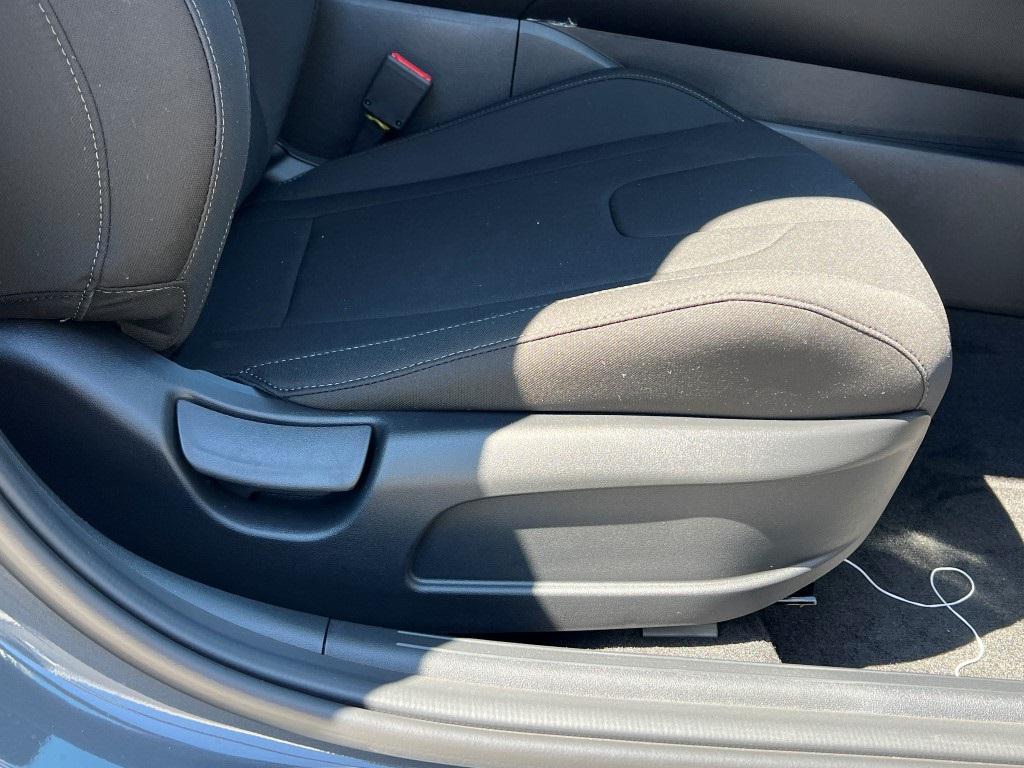 new 2025 Hyundai ELANTRA HEV car, priced at $22,486