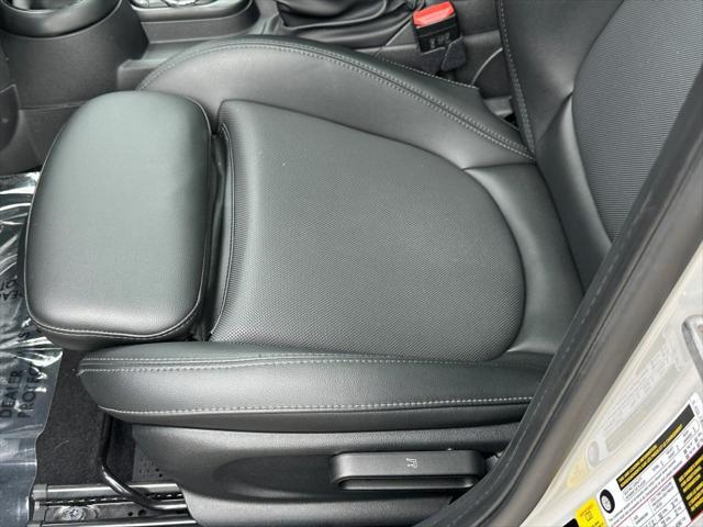 used 2022 MINI Hardtop car, priced at $24,199