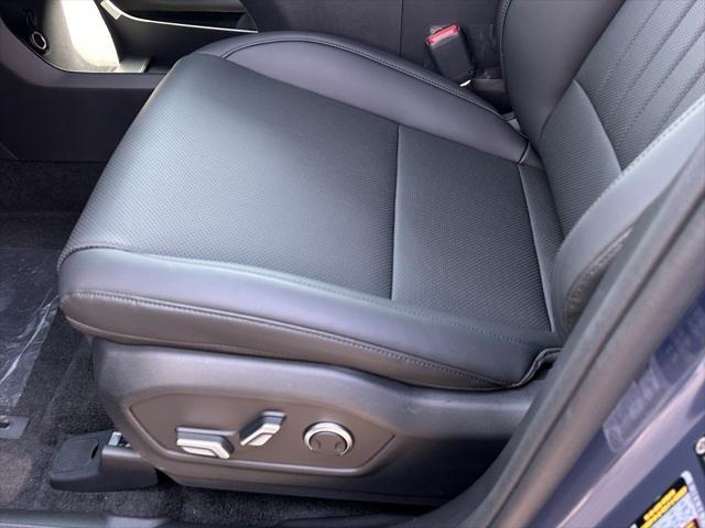 new 2025 Hyundai Santa Fe car, priced at $38,689