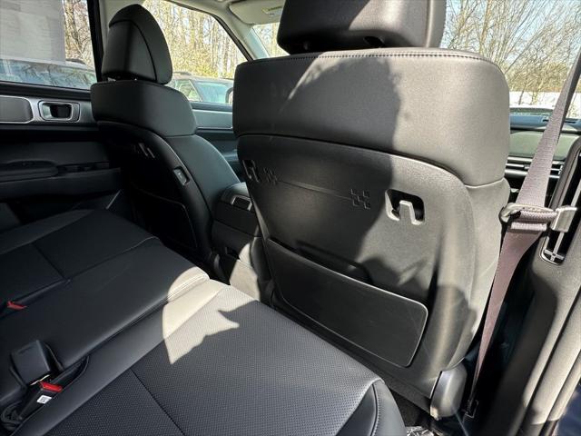 new 2025 Hyundai Santa Fe car, priced at $38,689