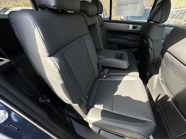 new 2025 Hyundai Santa Fe car, priced at $38,689