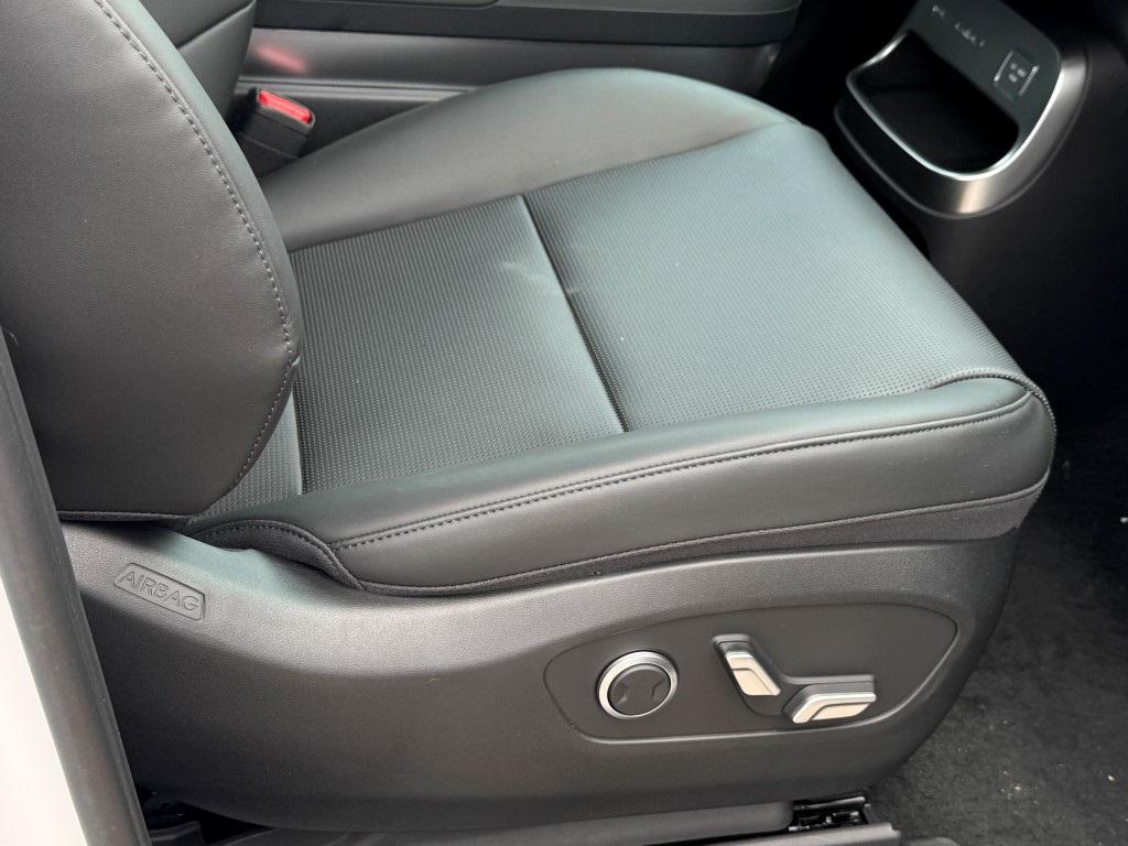 new 2026 Hyundai IONIQ 9 car, priced at $63,958