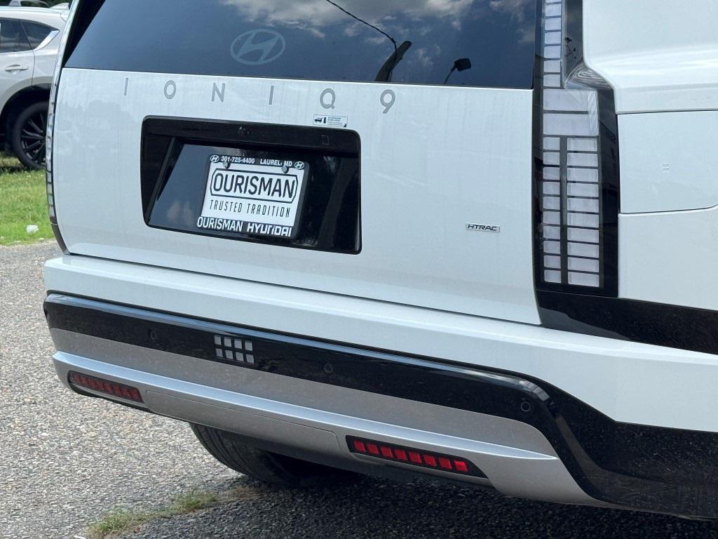 new 2026 Hyundai IONIQ 9 car, priced at $63,958