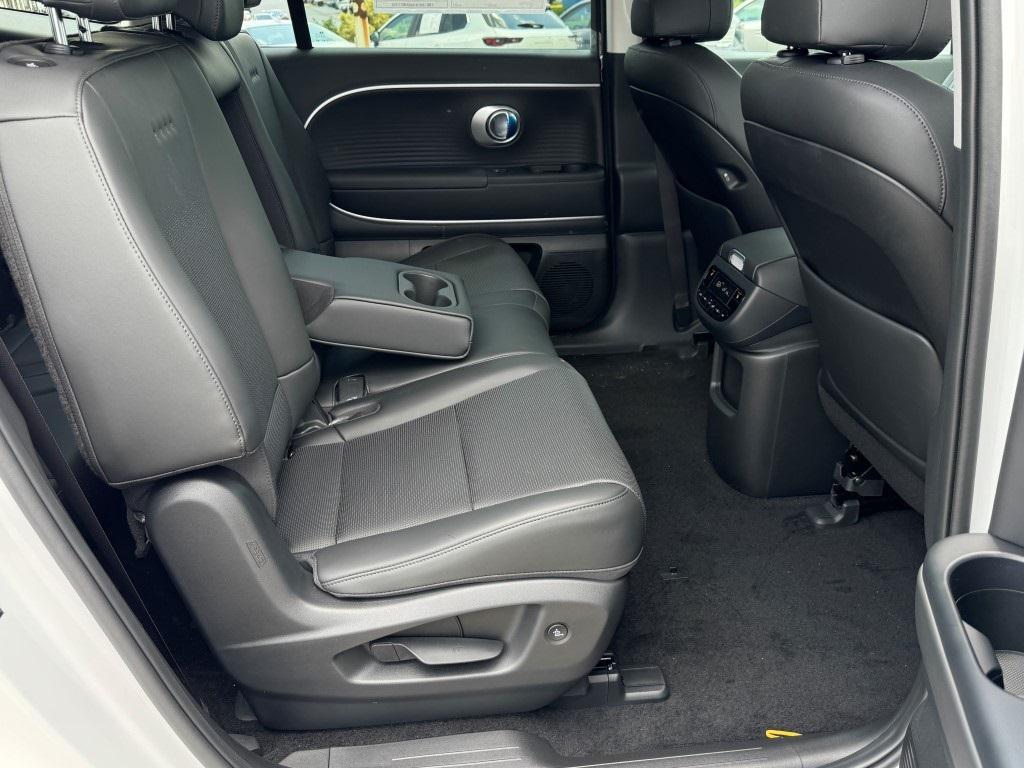 new 2026 Hyundai IONIQ 9 car, priced at $63,958