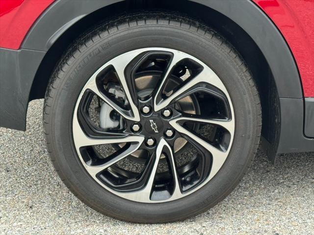 used 2022 Chevrolet Bolt EUV car, priced at $21,803