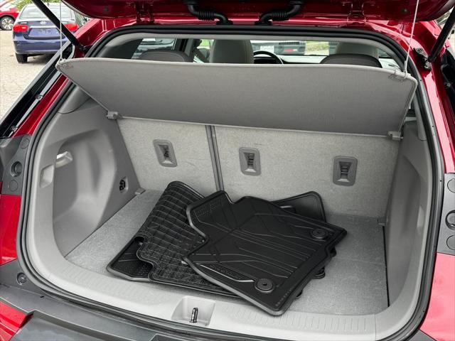 used 2022 Chevrolet Bolt EUV car, priced at $21,803
