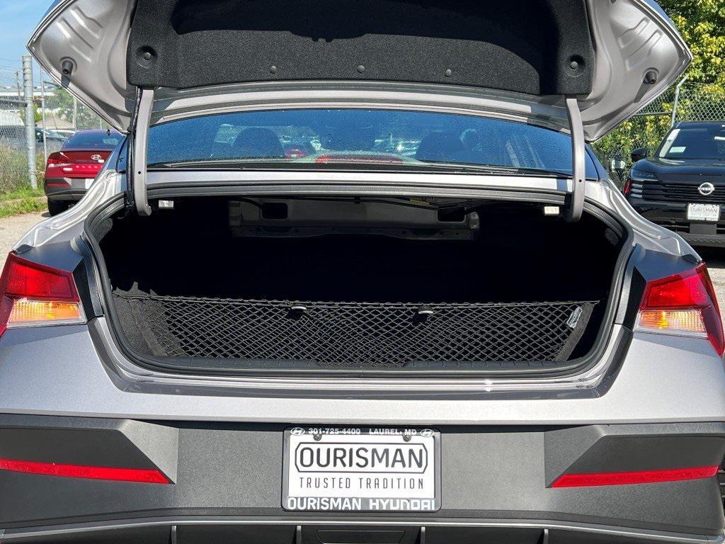 new 2025 Hyundai Elantra car, priced at $21,379