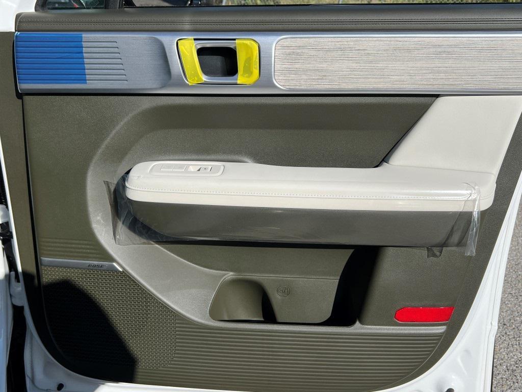 new 2025 Hyundai SANTA FE HEV car, priced at $44,995