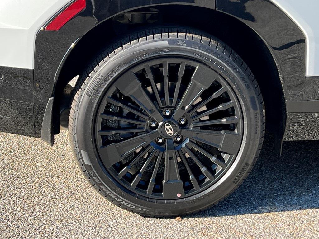 new 2025 Hyundai SANTA FE HEV car, priced at $44,995