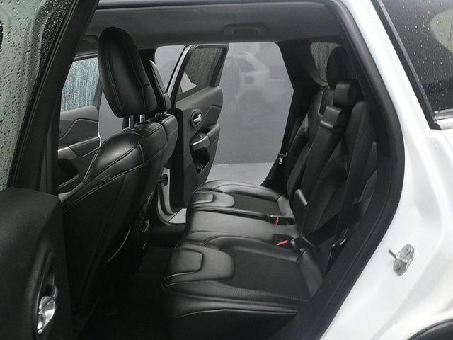 used 2019 Jeep Cherokee car, priced at $15,791