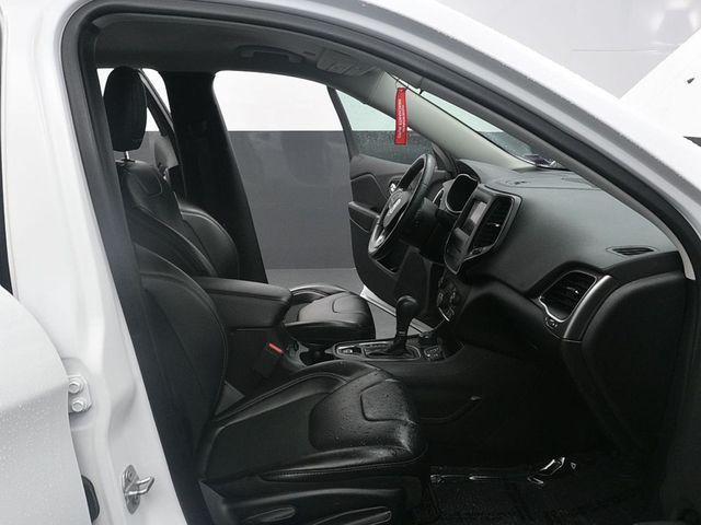 used 2019 Jeep Cherokee car, priced at $15,791