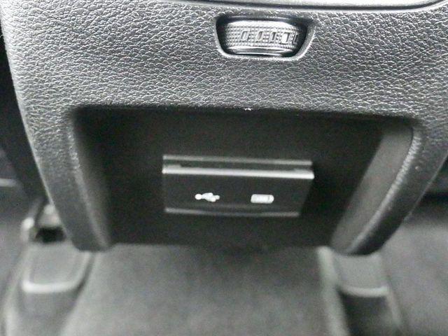 used 2019 Jeep Cherokee car, priced at $15,791