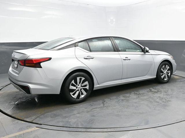 used 2020 Nissan Altima car, priced at $17,368