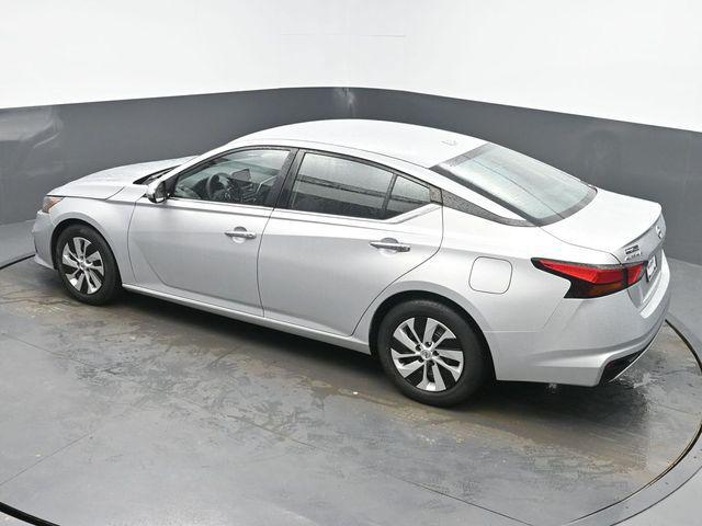 used 2020 Nissan Altima car, priced at $17,368