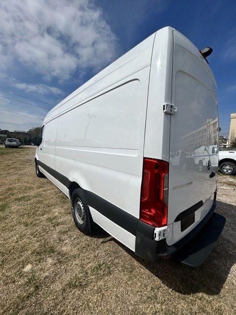 used 2022 Mercedes-Benz Sprinter 2500 car, priced at $37,400