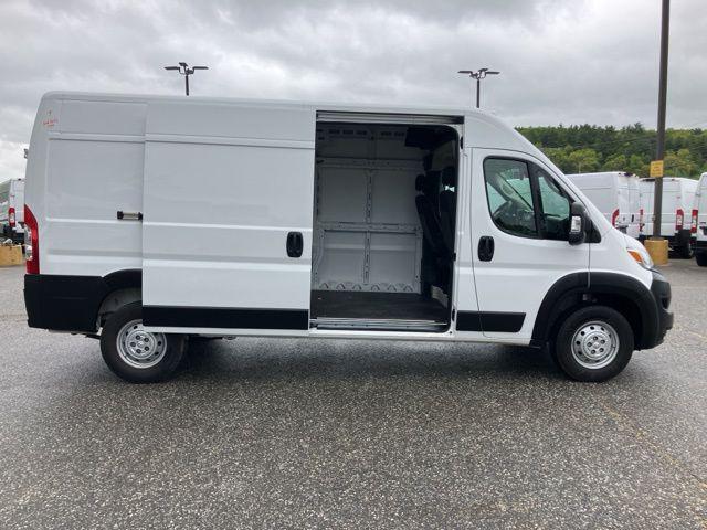 used 2023 Ram ProMaster 2500 car, priced at $27,101