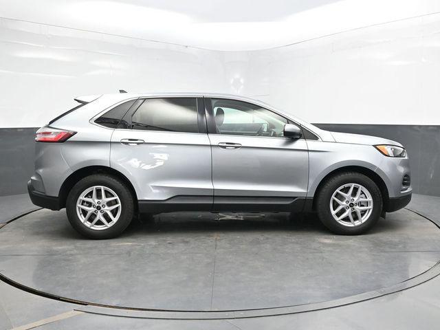 used 2024 Ford Edge car, priced at $24,348
