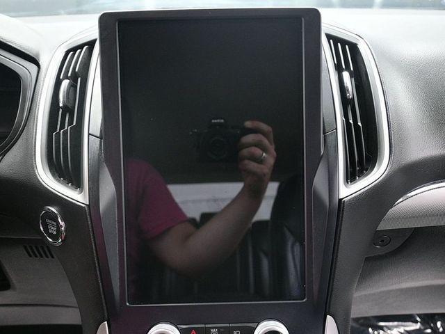 used 2022 Ford Edge car, priced at $20,301