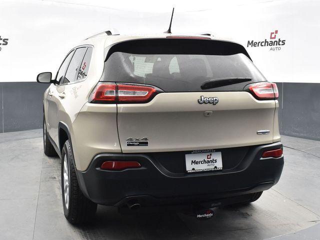 used 2015 Jeep Cherokee car, priced at $13,195