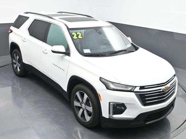 used 2022 Chevrolet Traverse car, priced at $23,618