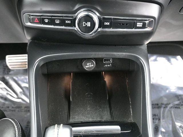 used 2021 Volvo XC40 car, priced at $19,796
