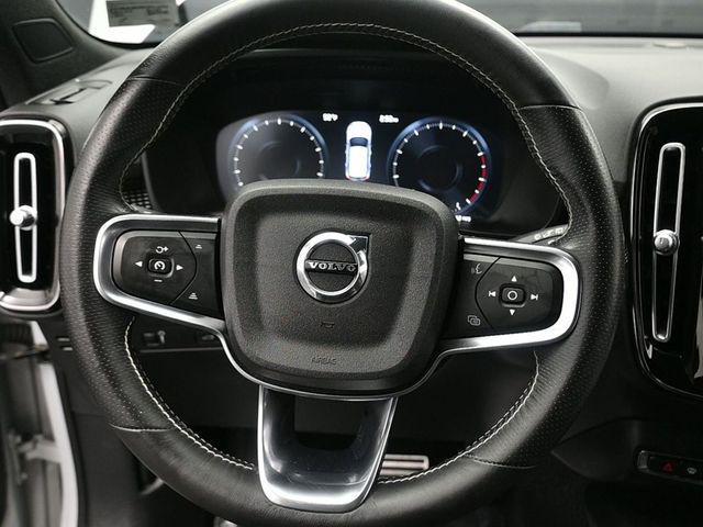 used 2021 Volvo XC40 car, priced at $19,796