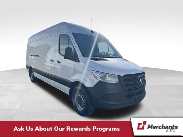 used 2021 Mercedes-Benz Sprinter 2500 car, priced at $35,900